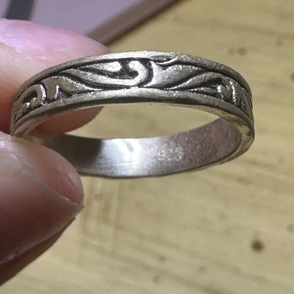 .925 Ring - Picture 2 of 4